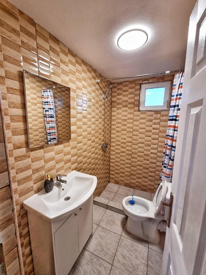 Cabana Varad Coronini Moldova Veche Luaran gambar