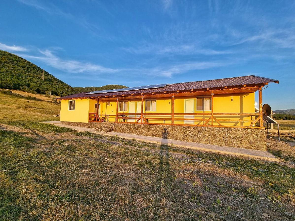 Cabana Varad Coronini Moldova Veche Luaran gambar