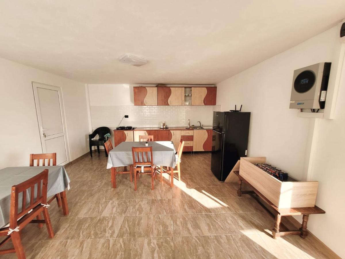 Cabana Varad Coronini Moldova Veche Luaran gambar